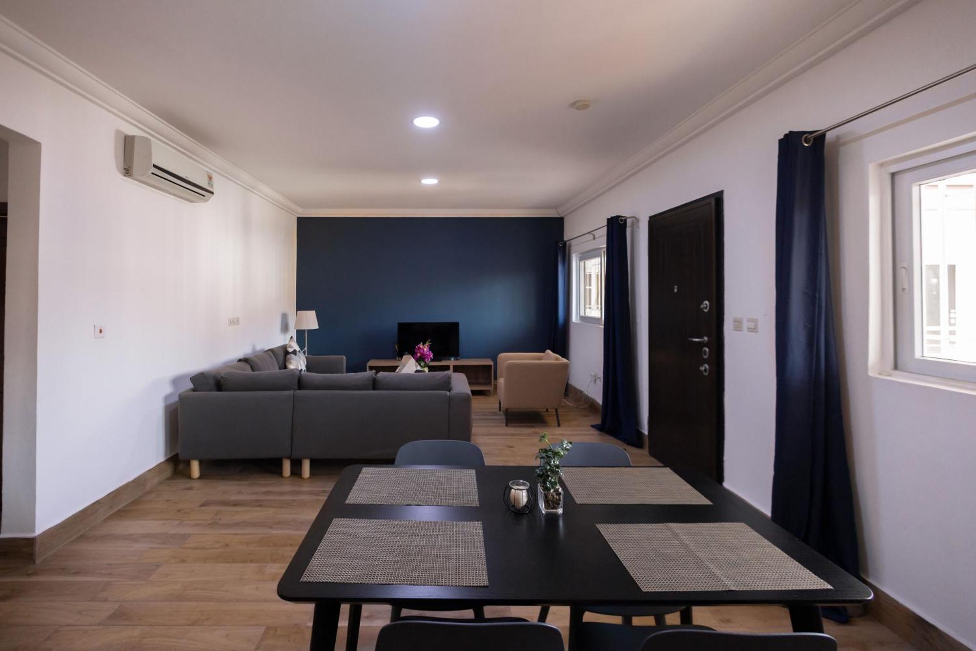 Bragha Apartments And Hotel Sekondi-Takoradi Экстерьер фото