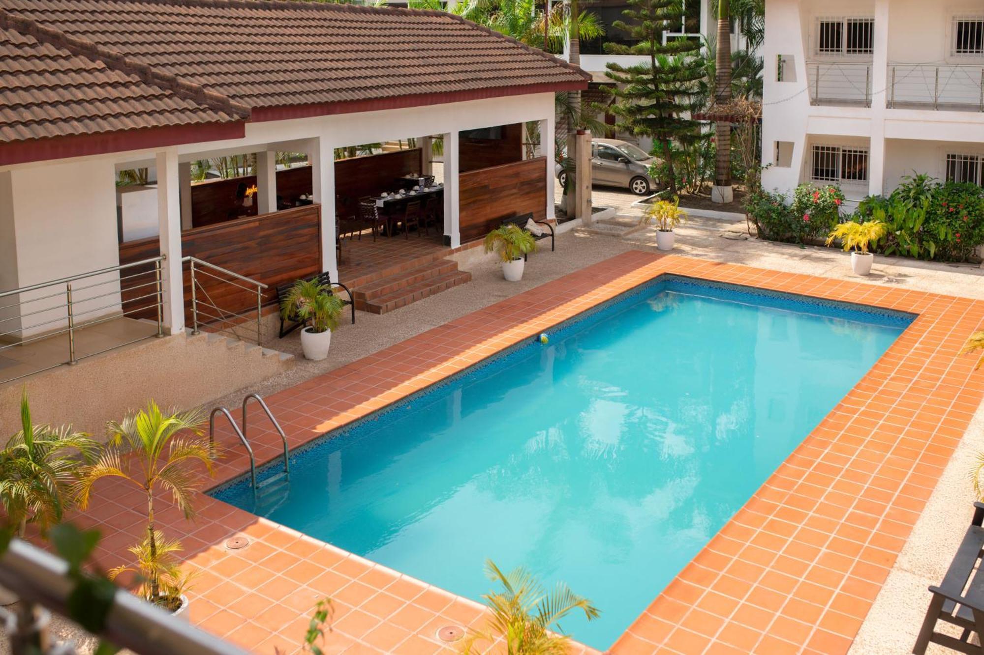 Bragha Apartments And Hotel Sekondi-Takoradi Экстерьер фото